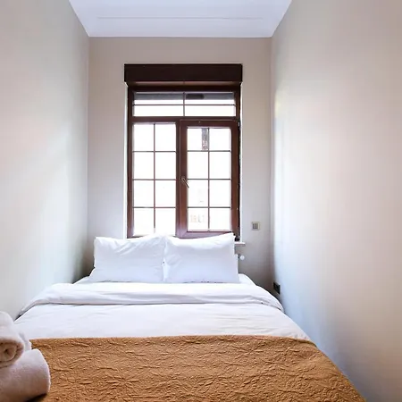 Bright 1 Bedroom Flat Wac In Cihangir Апартаменты